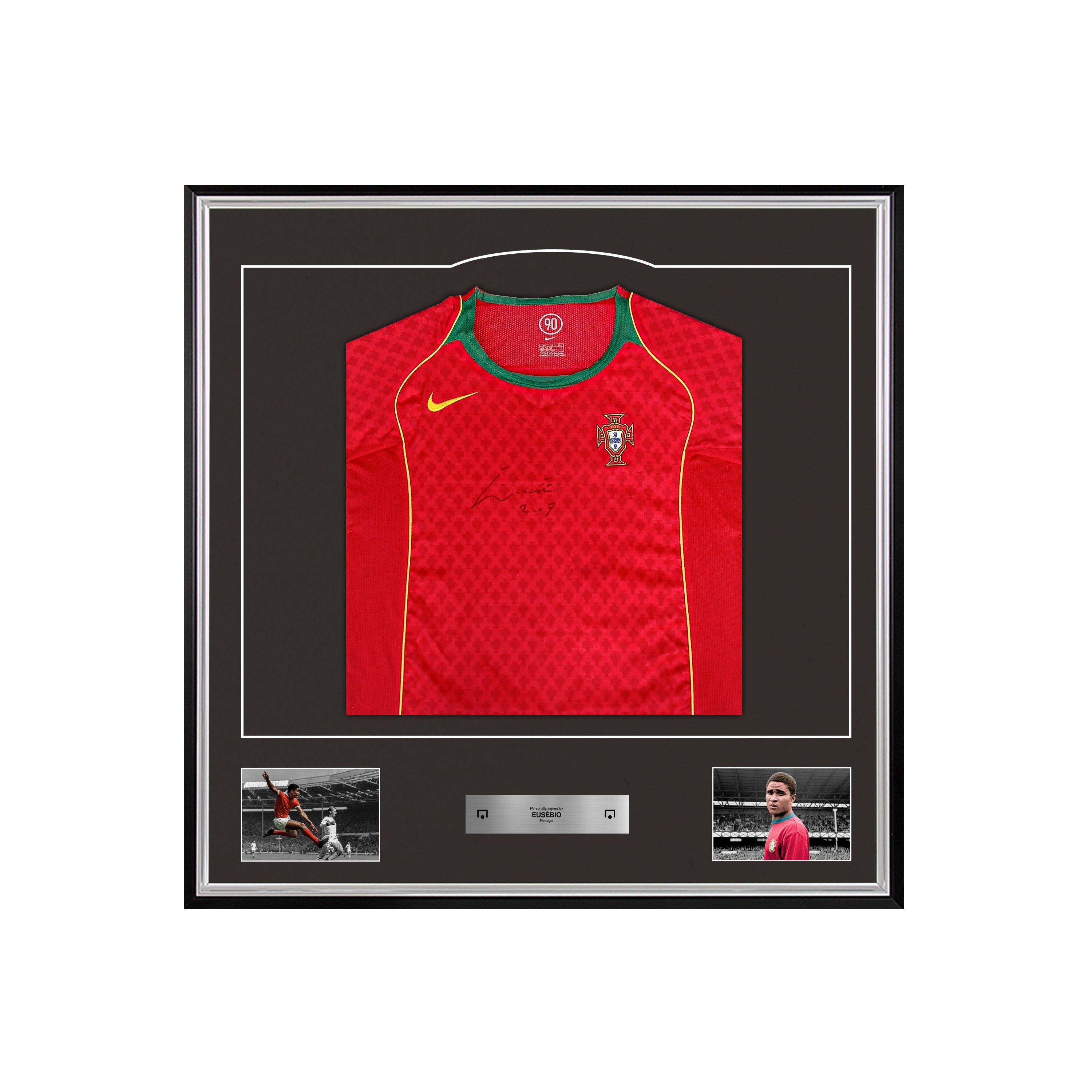 Eusébio gesigneerd en ingelijst Portugal home shirt